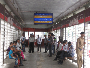 Udhana Darwaja Station - Inside