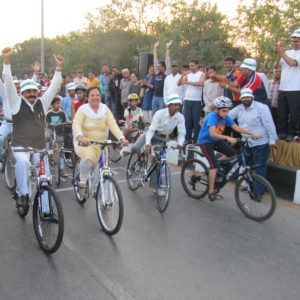 Surat City Mayor Raju Desai and Surat MP Darshana Jardosh Ride in Surat Cycle Rally