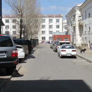 Courtyard parking of all sorts behind 1st BRT corridor_UB_April2011_MK