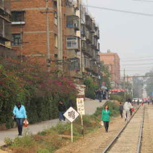 Old rail tracks become short cut between superblocks_Kunming_March2011_MK