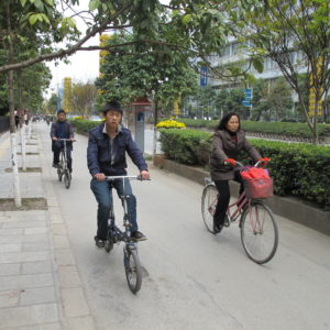 Cyclists 3_Kunming_March2011_MK