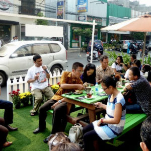 Jakarta, Indonesia Park(ing) Day 2011 -- Chitchat During Breakfast