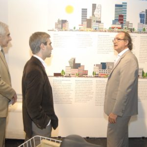 Daniel Clarin, Minister of Urban Development speaking to Andres Fingaret