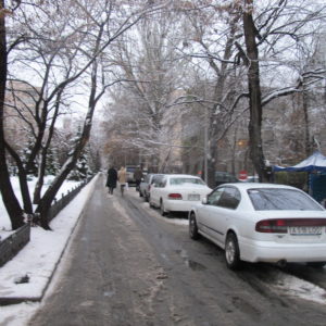 Parallel parking in neighborhood_Almaty_MK_Nov2012